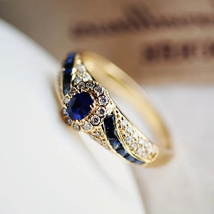 Avelise Moraziel | Blue Stone Ring