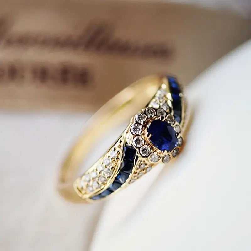 Avelise Moraziel | Blue Stone Ring