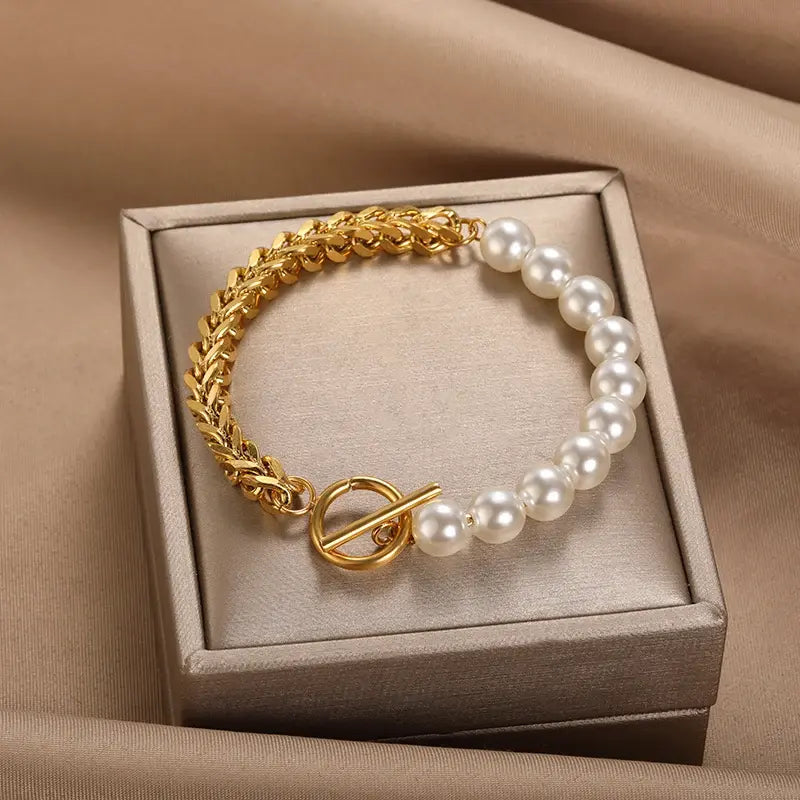Daisy | Pearl and Chain Bracelet