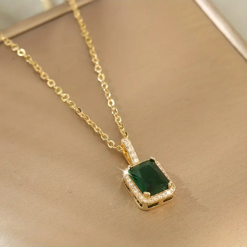 Zarela Fontaine | Green Pendant Necklace