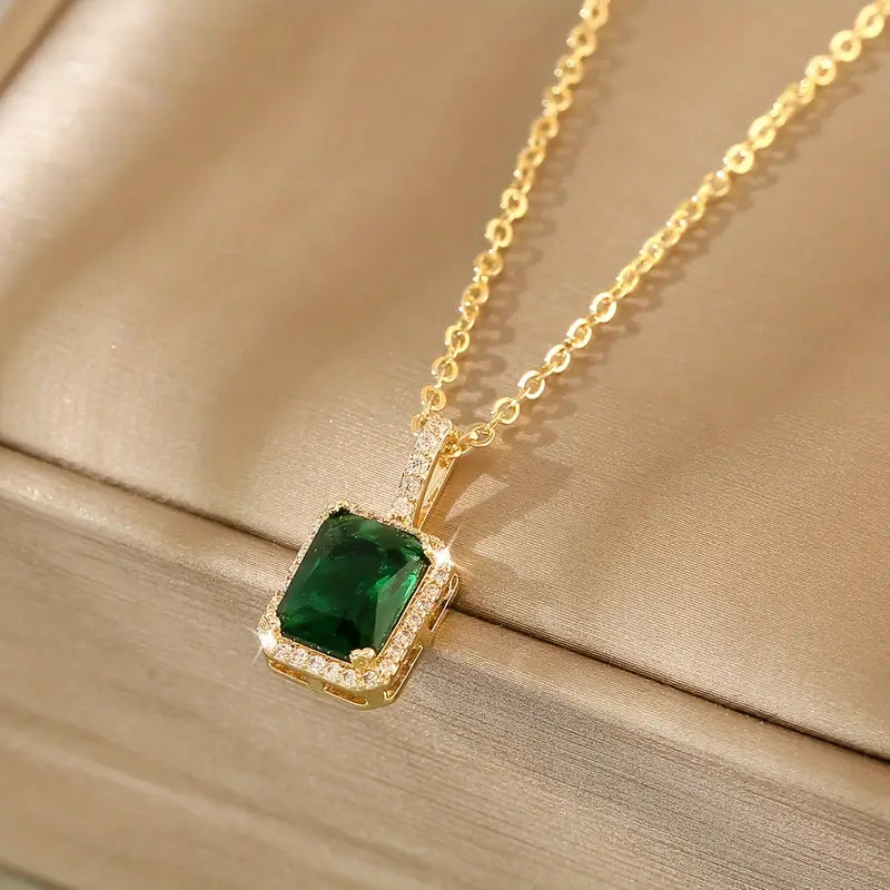 Zarela Fontaine | Green Pendant Necklace