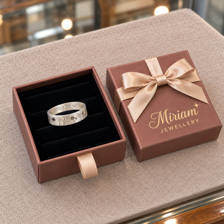 Dandelion Ring in a Miriam Jewellery gift box